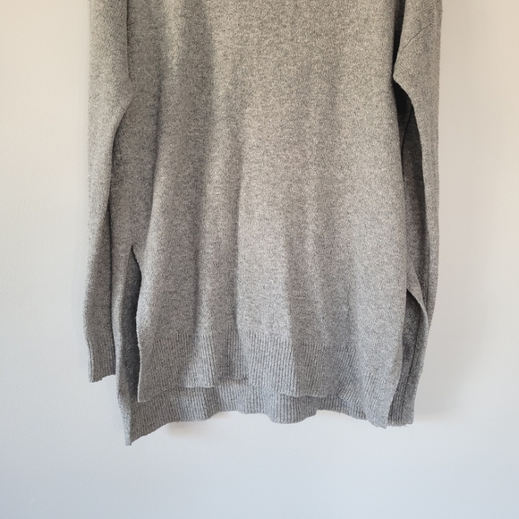 ABOUND Grey Crew Neck Long High Low Sweater - Picture 4 of 14
